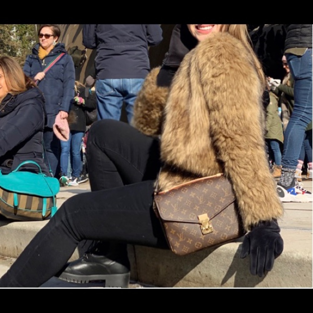 Fur jacket - Picture 2 of 4